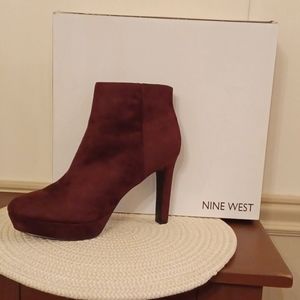 Nine West NIB gorgeous wine colored booties